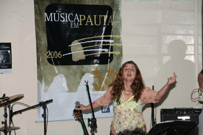 Em escola - A voz no Musica em pauta